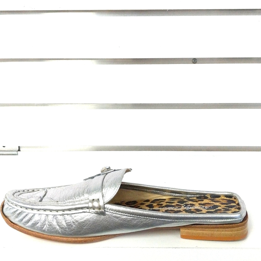 Beverly Feldman Shoes - Picture 3 of 4